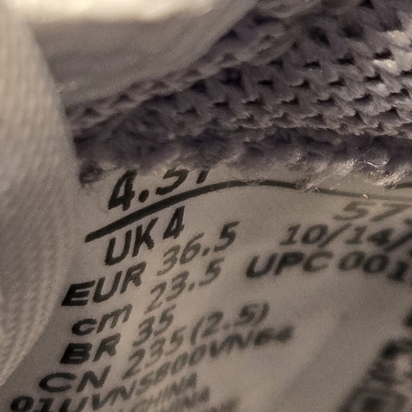 Nike Hyper Royal Youth 4.5  High-Top Sneakers - Light Blue and White . - Picture 2 of 10